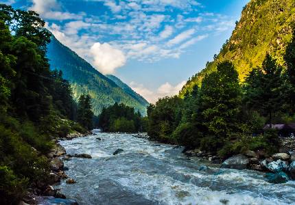 The Himalayan Duo: Kasol & Manali