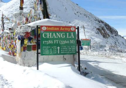 Explore Ladakh in 9 Days | Snow, Valleys & Scenic Lakes