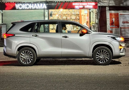 Innova Hycross Car